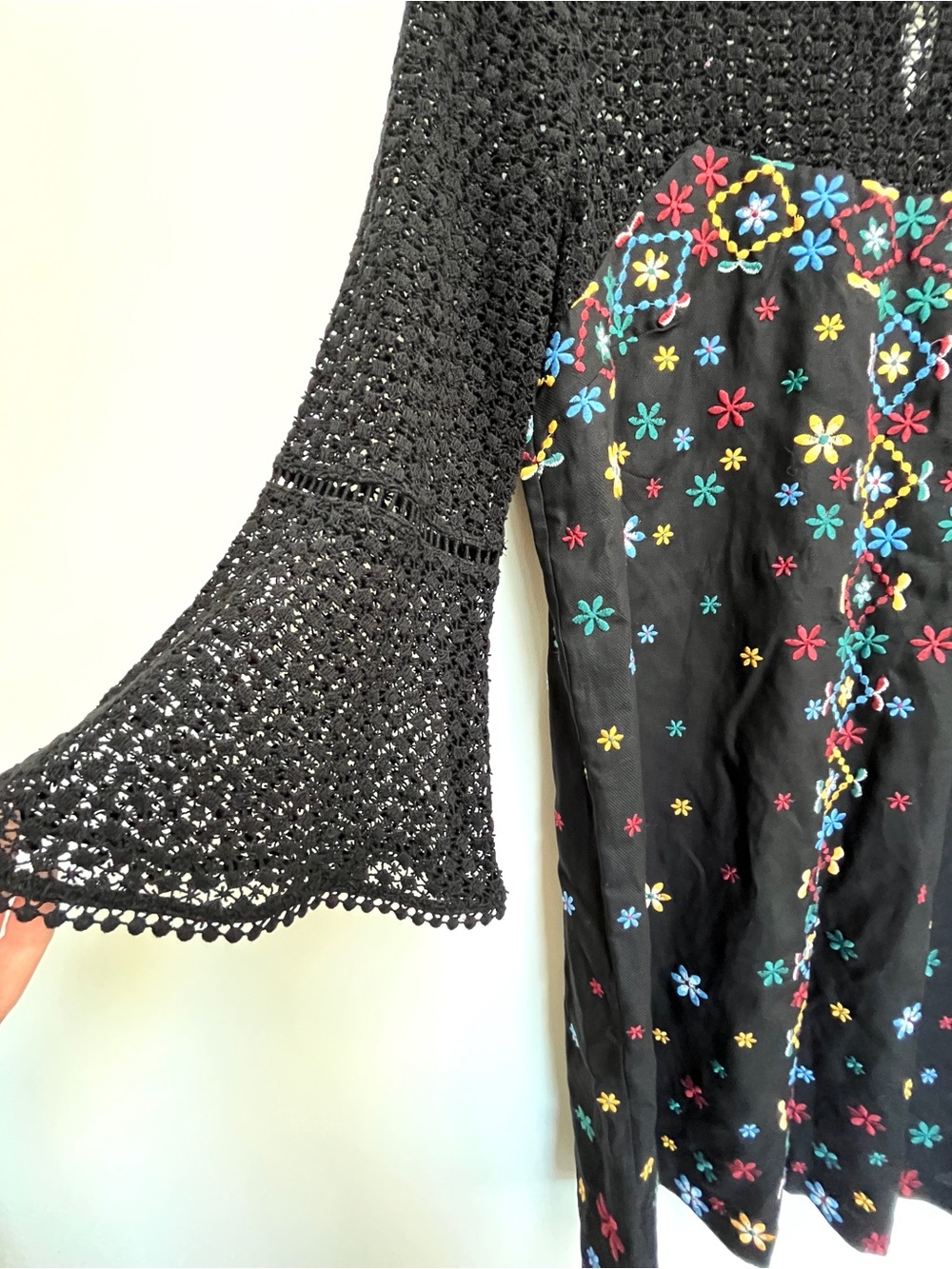 Anthropologie, Akemi + kin Maud Embroidered shift dress, size 6 - Picture 10 of 16